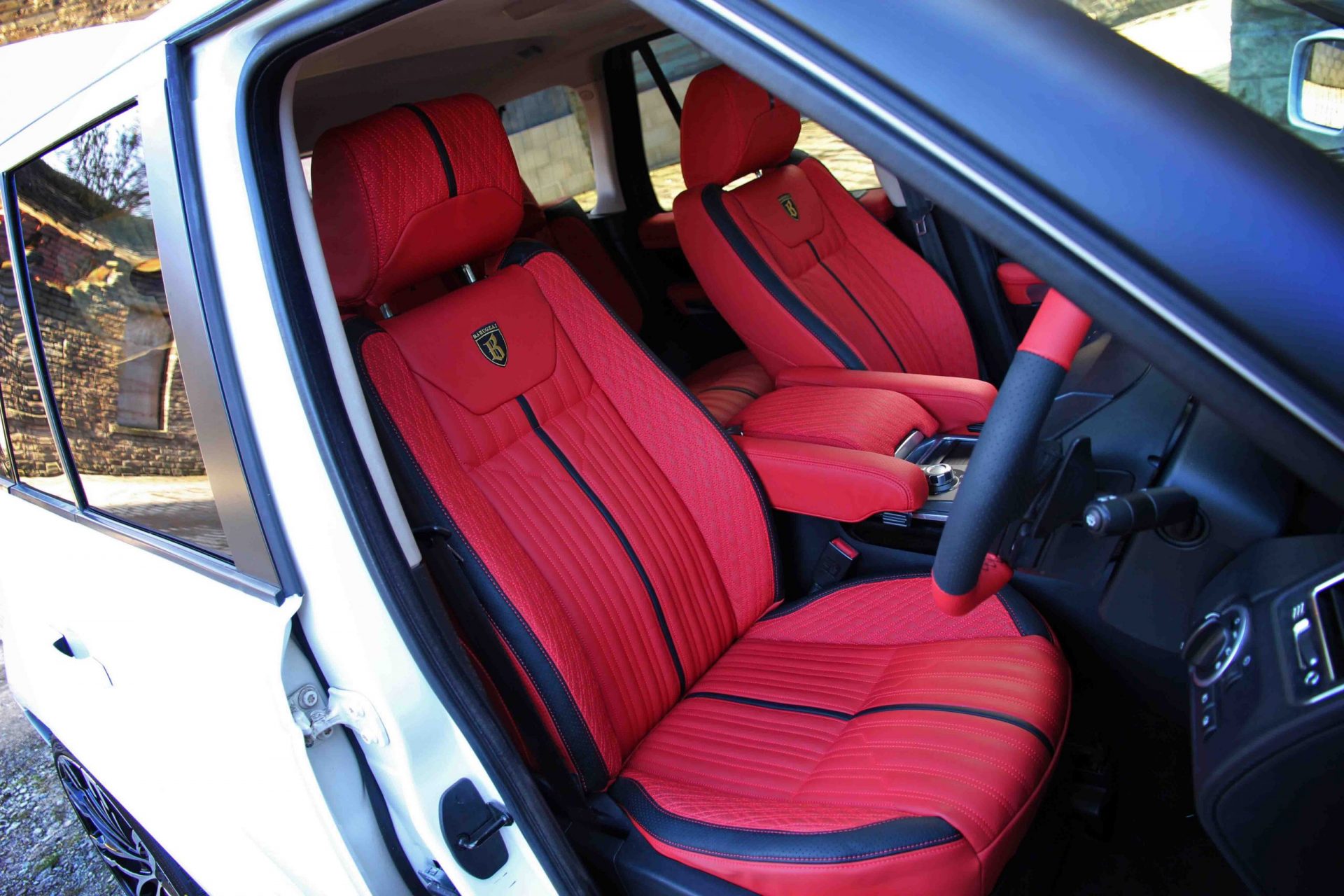 CLASSIC 320 MK II INTERIOR